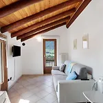 Casa Sabrina - Bianco Apartment Aosta